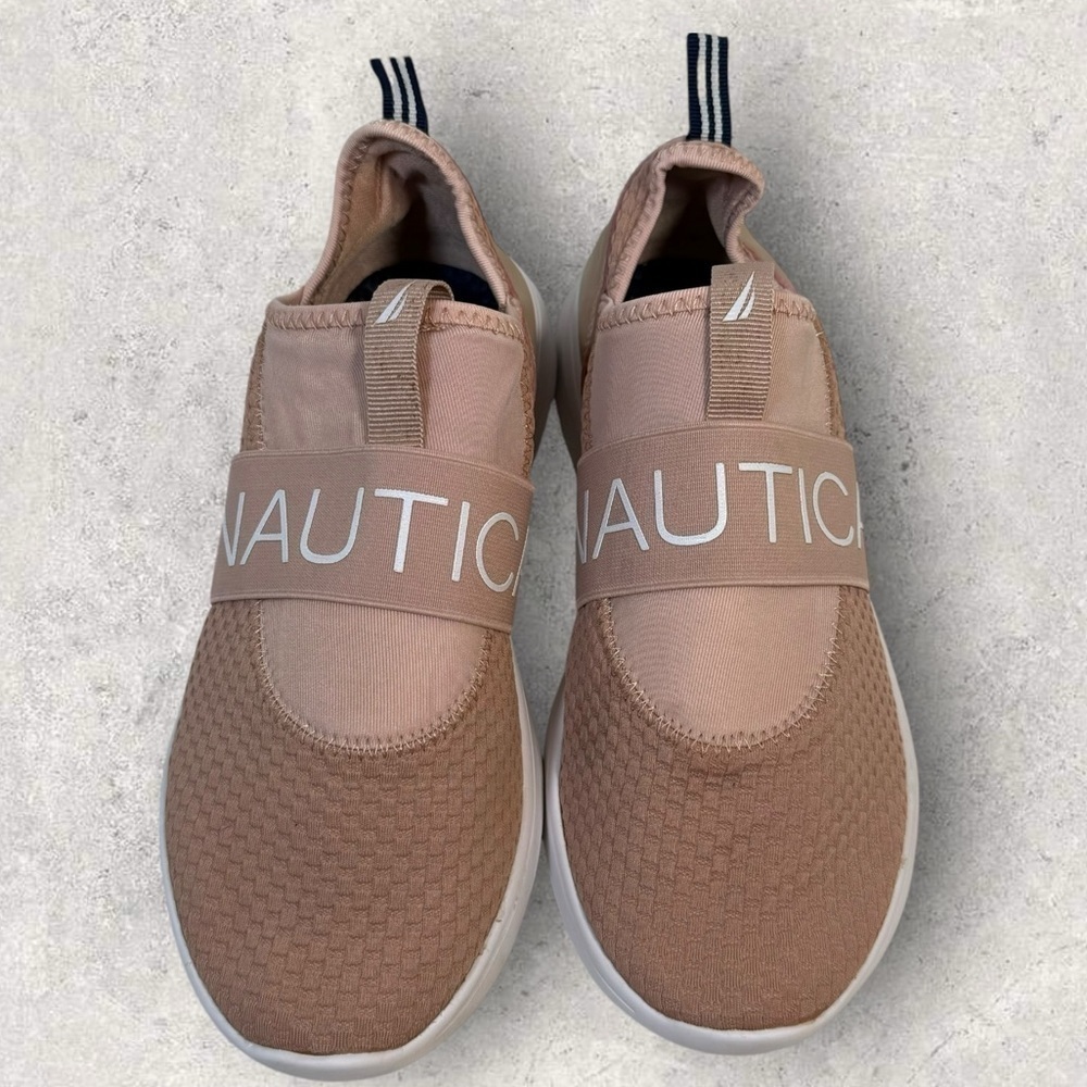 Women’s Nautica slip on sneakers size 8 - Picture 3 of 7